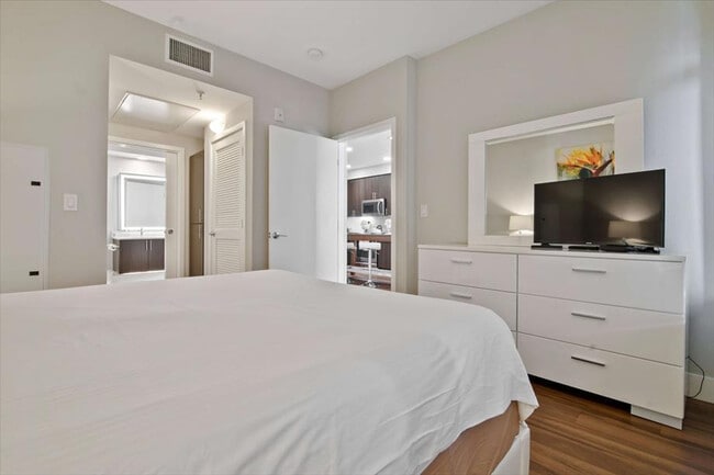 Photo - 1734 W El Camino Real Unit SI ID1058452P