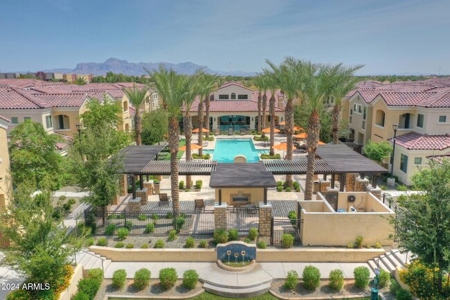 Building Photo - 1350 S Ellsworth Rd Unit 2K