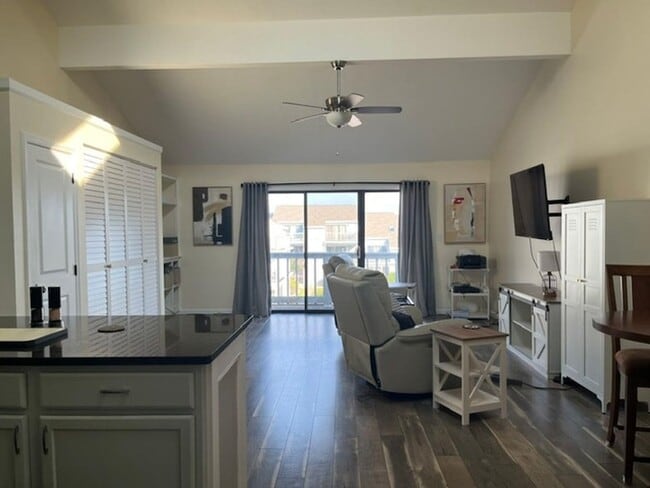 Photo - 1880 Colony Dr Unit 10E