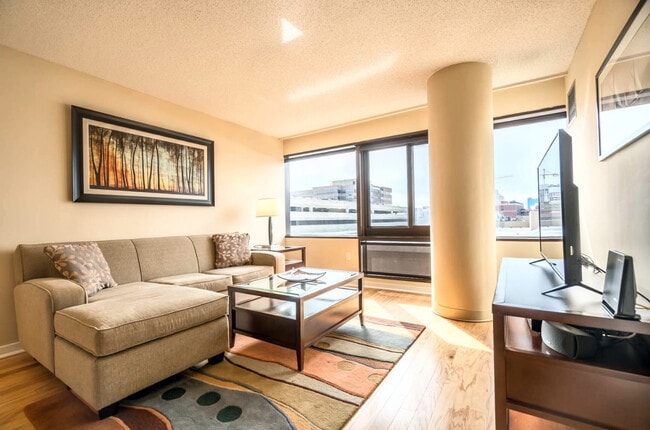 Building Photo - 127 Greyrock Pl Unit SI FL6-ID1050394P