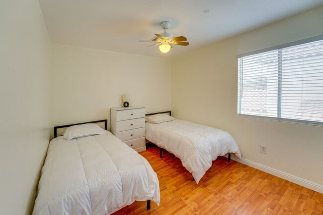 Photo - 8524 Gracious Pine Ave Unit SI ID1588174P