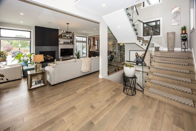 Photo - 1123 Olive St Unit ID1303765P