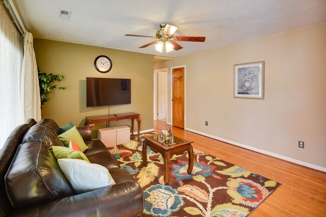 Photo - 112 Ethel Dr Unit SI ID1579312P