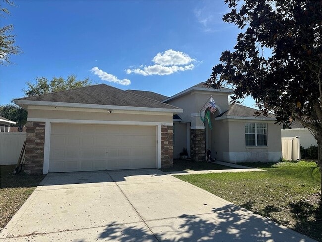 Building Photo - 2721 Athens Dr