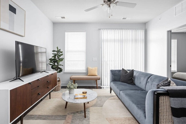 Building Photo - 8506 Westfield Blvd Unit ID1014516P