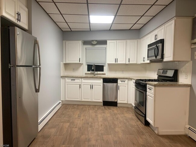 Photo - 313 Hackensack St Unit 2