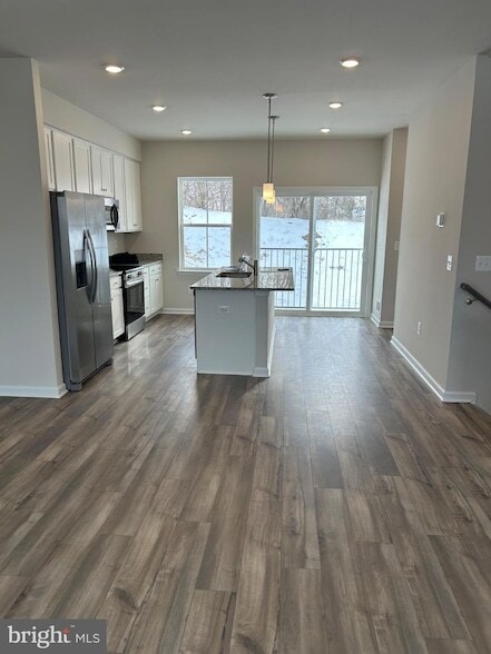 Photo - 113 Kincade Court
