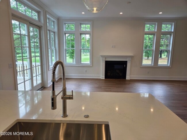 Photo - 156 Eagle Wy