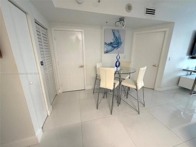 Photo - 5077 NW 7th St Unit 610