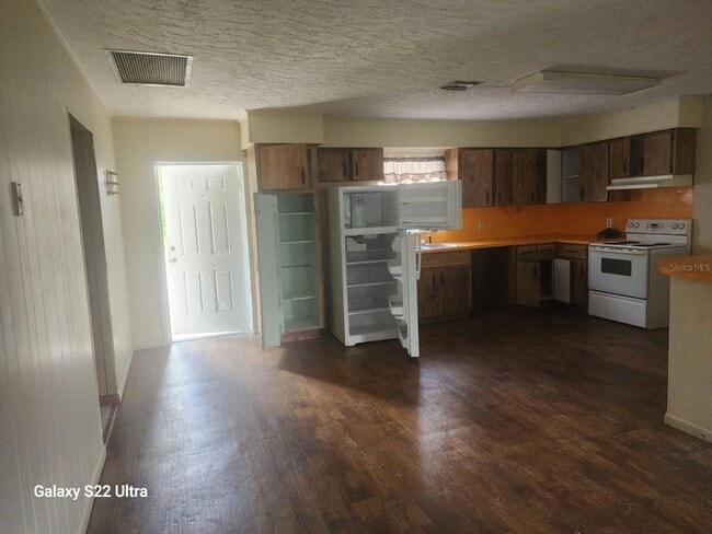 Photo - 1817 Los Pinos Rd