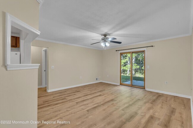 Photo - 134 Whispering Oaks Way Unit 134