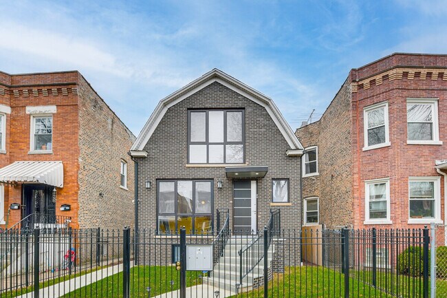 Photo - 1034 N Drake Ave Unit ID1306867P