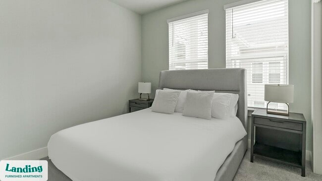 Photo - 1619 N Frazier St Unit 415