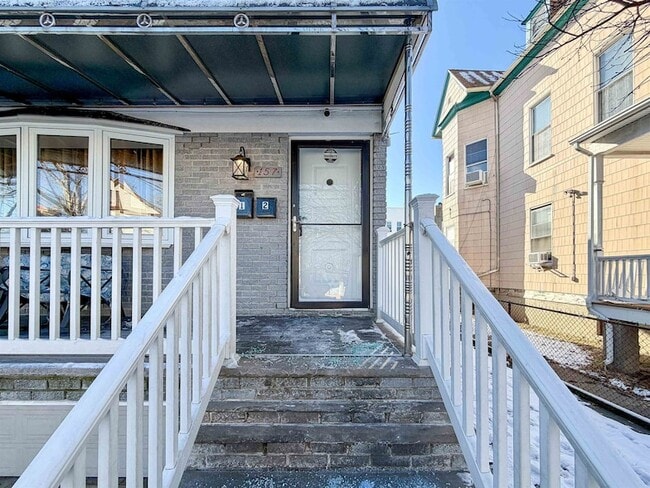 Photo - 157 Neptune Ave Unit 2