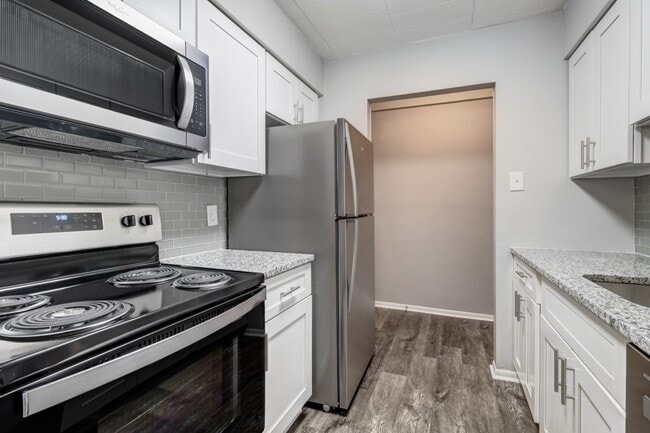 Building Photo - Presidential Arms Apartment Homes