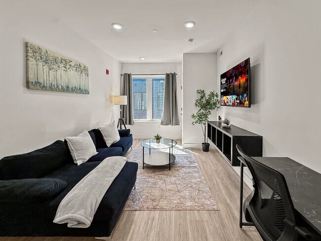 Photo - 2400 E Huntingdon St Unit ID1075544P