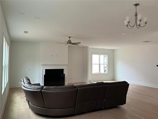 Photo - 1934 Harken Grv