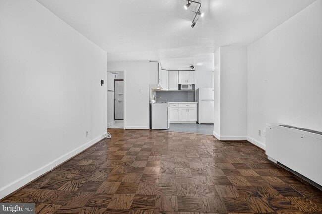 Photo - 1210 N Taft St Unit 105
