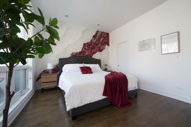 Photo - 2048 W Chicago Ave Unit ID1244904P