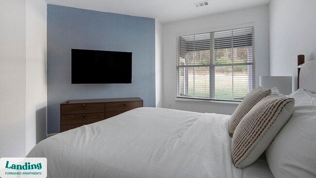 Photo - 2800 Milan Ct Unit 113