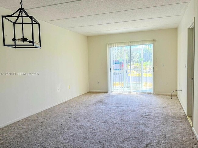 Photo - 649 S Tamiami Trl Unit 112