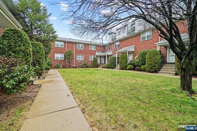 Photo - 234 Columbia Ave Unit 19