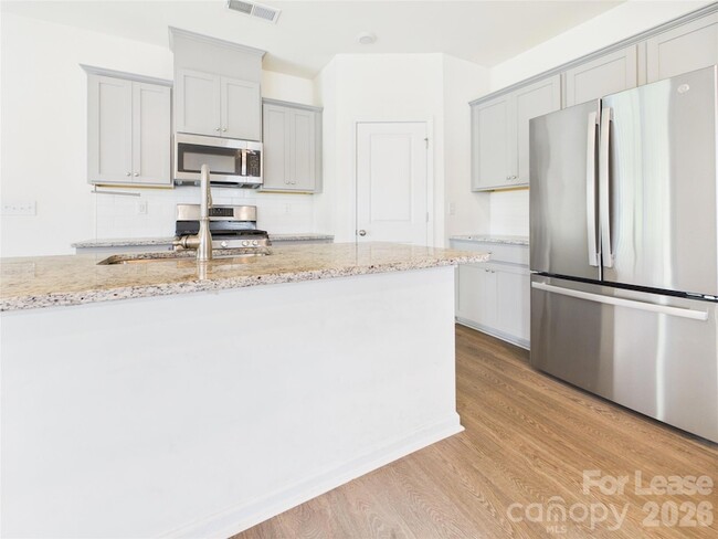 Photo - 2794 Yeager Dr NW