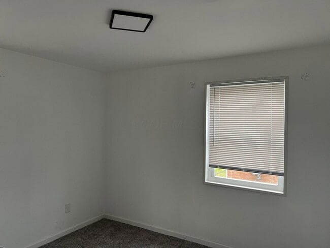 Photo - 50 N Hampton Rd