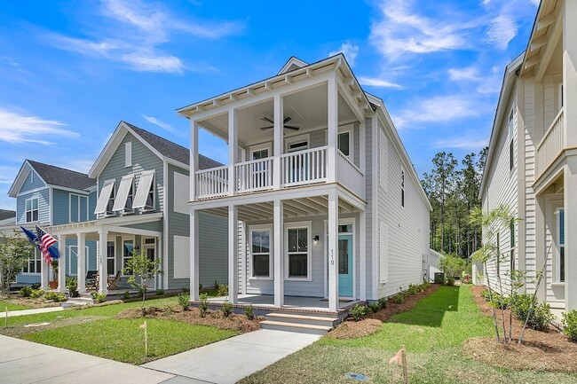 Photo - 110 Crimson St