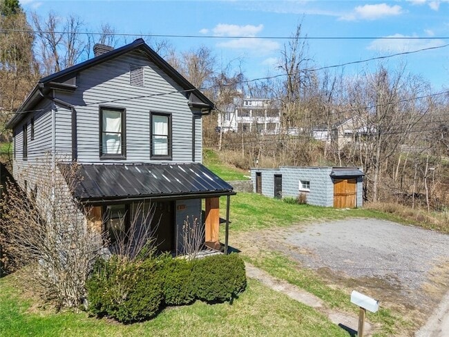 Building Photo - 813 Bower Hill Rd