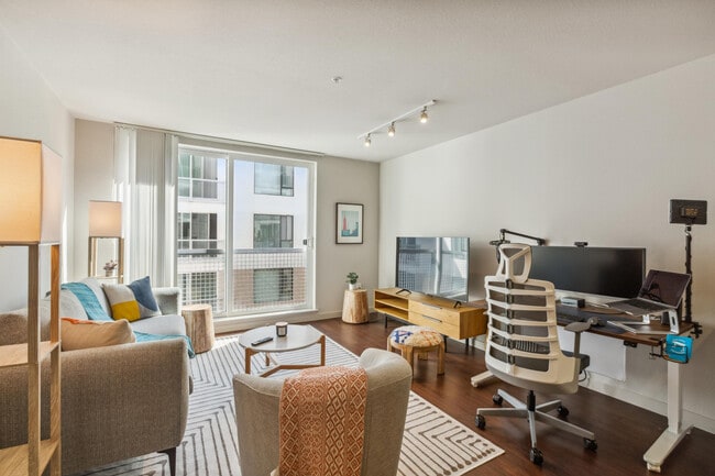 Photo - 1600 15th St Unit FL4-ID354762P