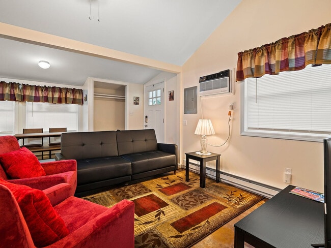 Photo - 5736 Lake Rd E Unit SI ID1593877P