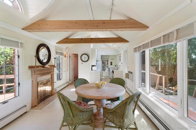 Photo - 42 Towd Point Rd