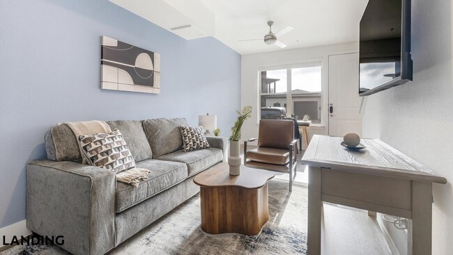 Building Photo - 6525 Ed Bluestein Blvd Unit 4103