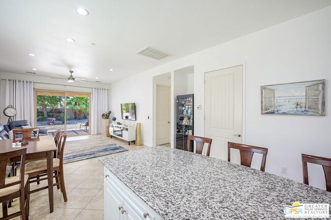 Photo - 39220 C. Negrete