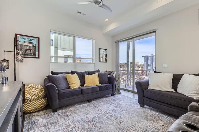 Photo - 5409 Allison St Unit ID1338727P