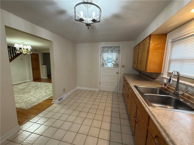 Photo - 1359 Johnston Ave