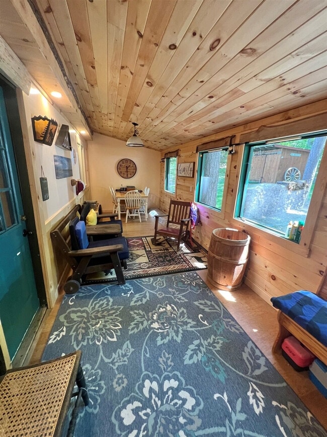 Photo - 117 Shore Rd Unit ID1255952P