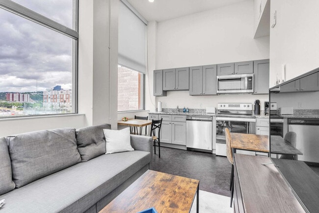 Building Photo - 800 Penn Ave Unit ID1230983P