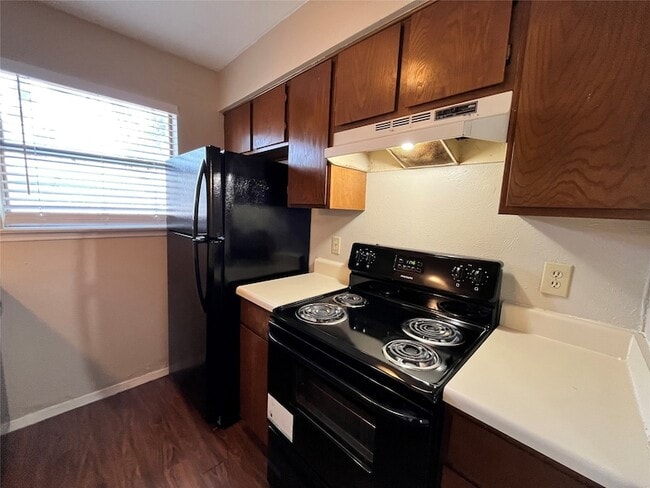 Photo - 2526 W Prairie St Unit 108