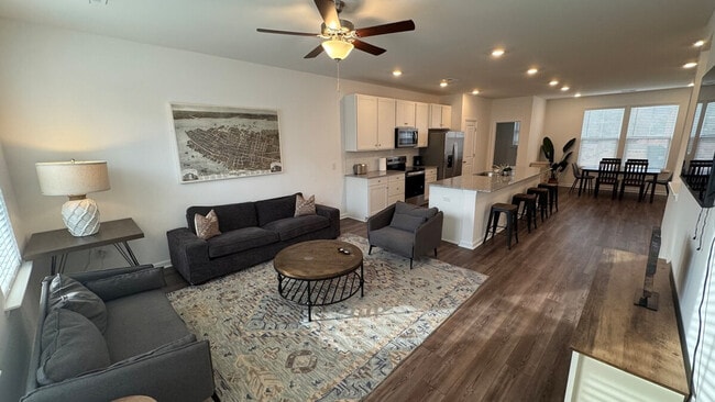 Photo - 149 Roxanne Dr Unit ID1344212P