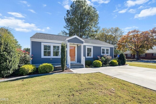 Photo - 209 S Walnut St