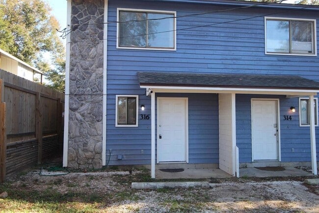Photo - 316 Teakwood Cir