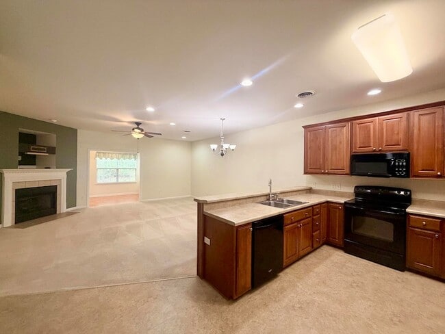 Photo - 5644 Mountain Oaks Ln