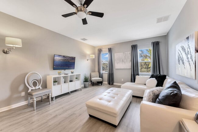 Photo - 4348 Acorn Ct Unit ID1018189P