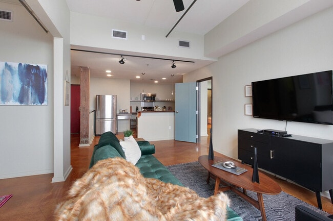 Photo - 1039 Constance St Unit ID1265376P