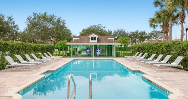 Photo - Windermere at Lakes Edge Apartments