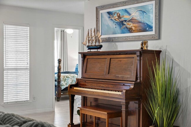 Photo - 300 Lan Rob Ln Unit ID1399874P