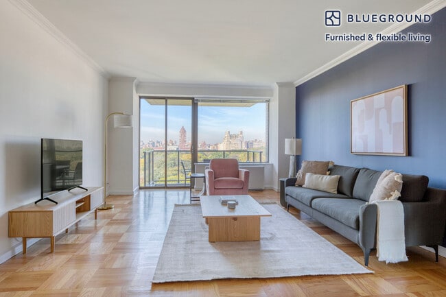 Photo - 985 5th Ave Unit FL16-ID1276