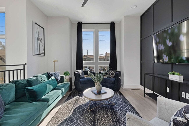 Photo - 919 Ramsey St Unit ID1241257P